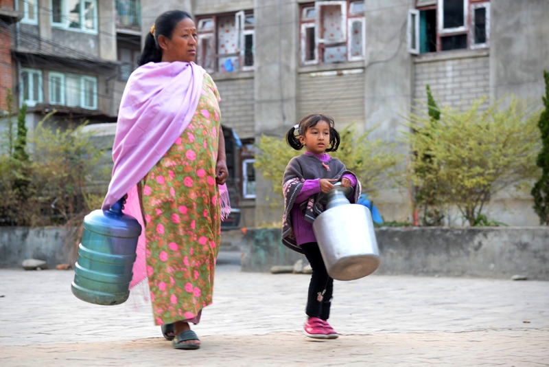 काठमाडौंमा तेस्रोपटक मेलम्चीको पानी आयो, समस्या भने उस्तै (फोटोफिचर)